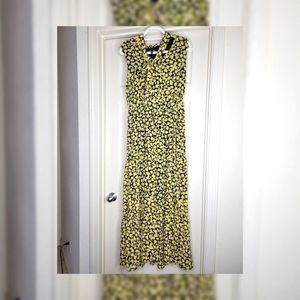 Brand new floral pattern maxi dress size L